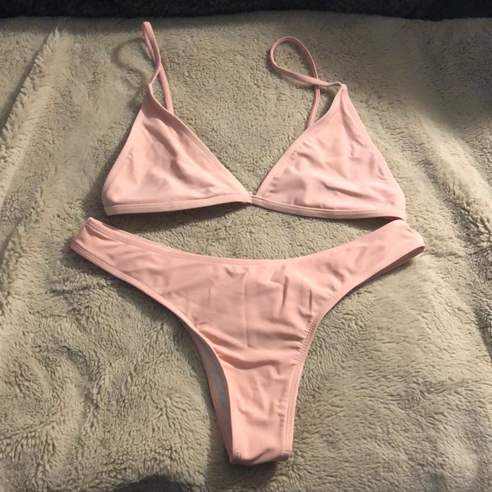 🔹4 for $30 NWOT Shein Bikini, medium